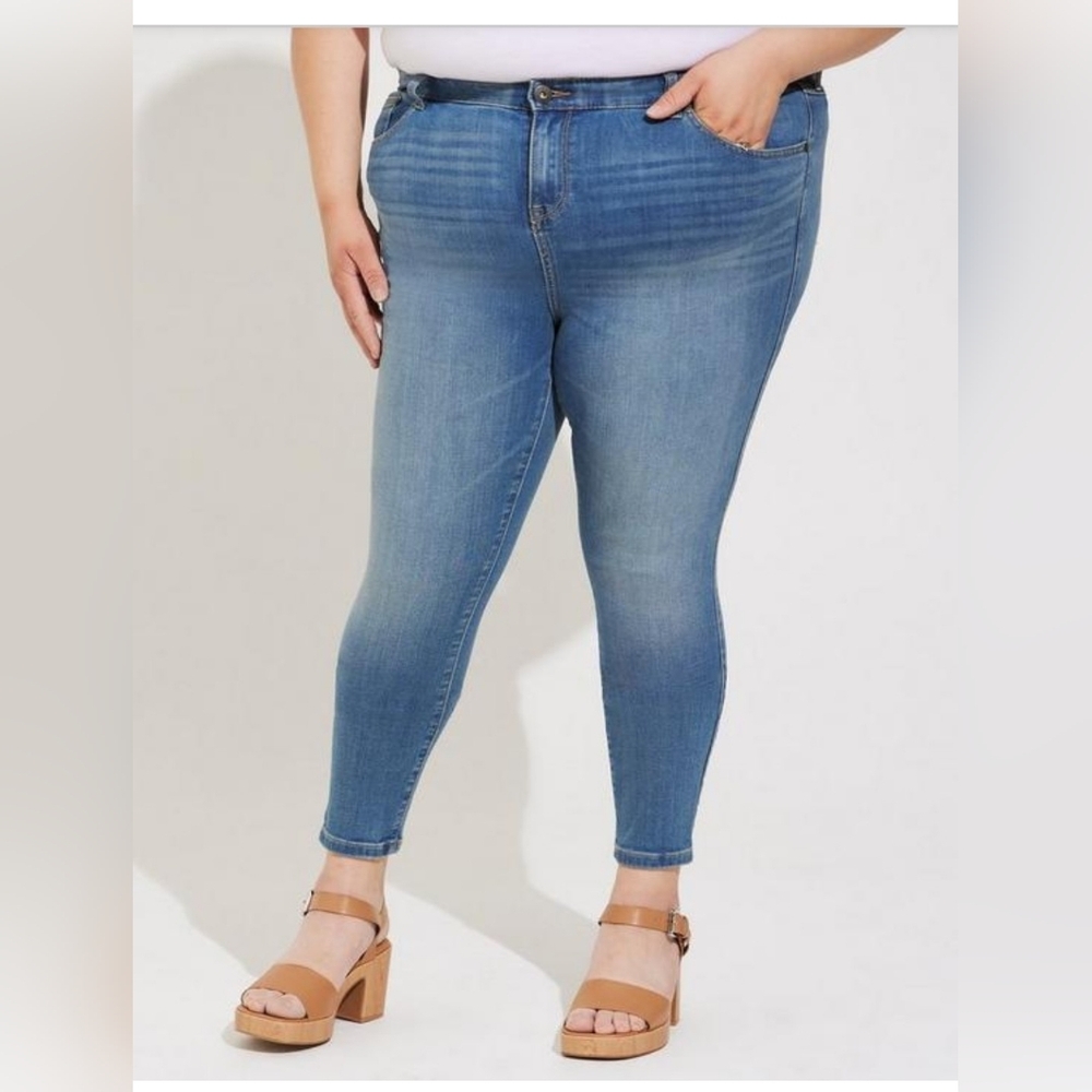 Torrid Dark Blue Skinny Jeans